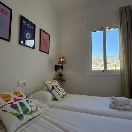 Paradise - Chimenea C2d Nerja